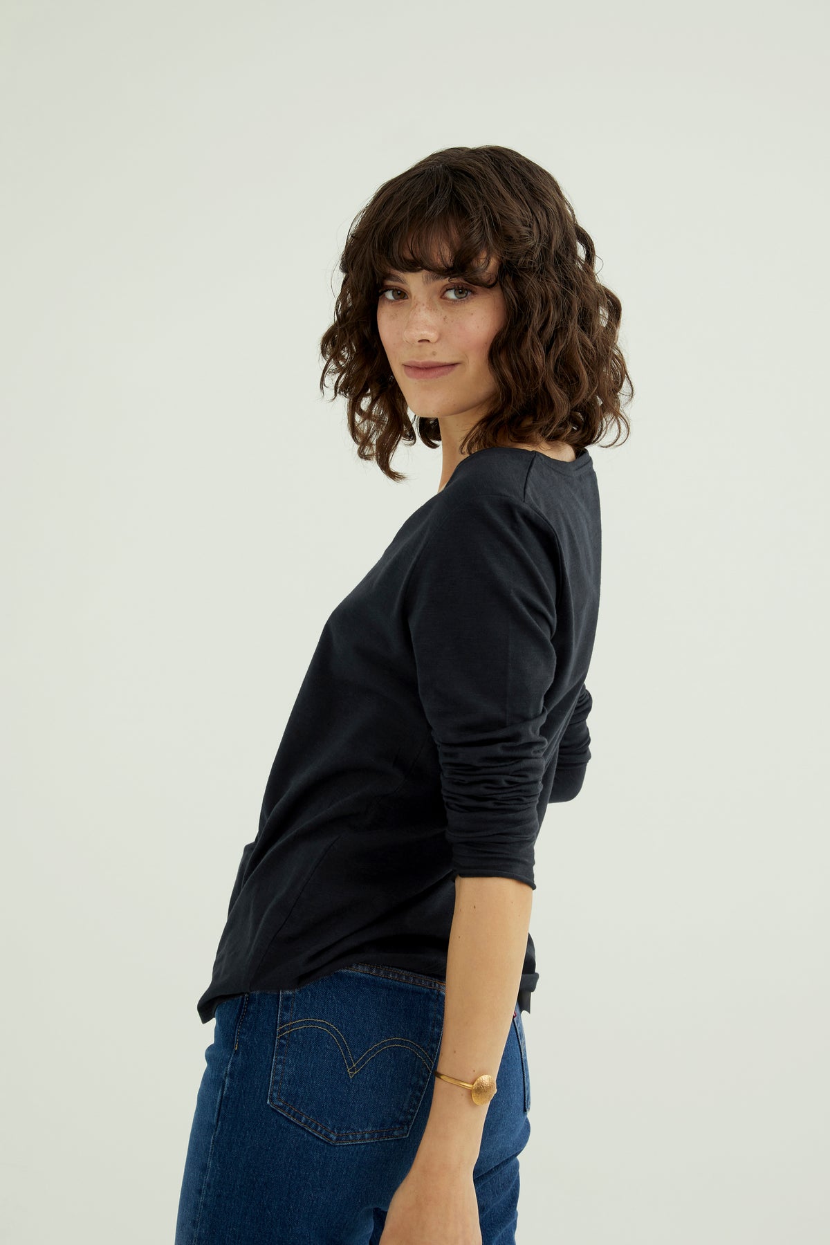 Esterella Damen T-Shirt mit V-Ausschnitt und langen Ärmeln Anthra