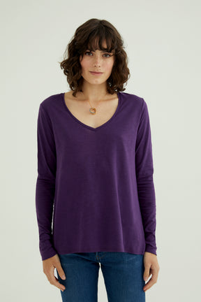 Esterella Women T-Shirt V-Neck Long Sleeve Crown Jewel