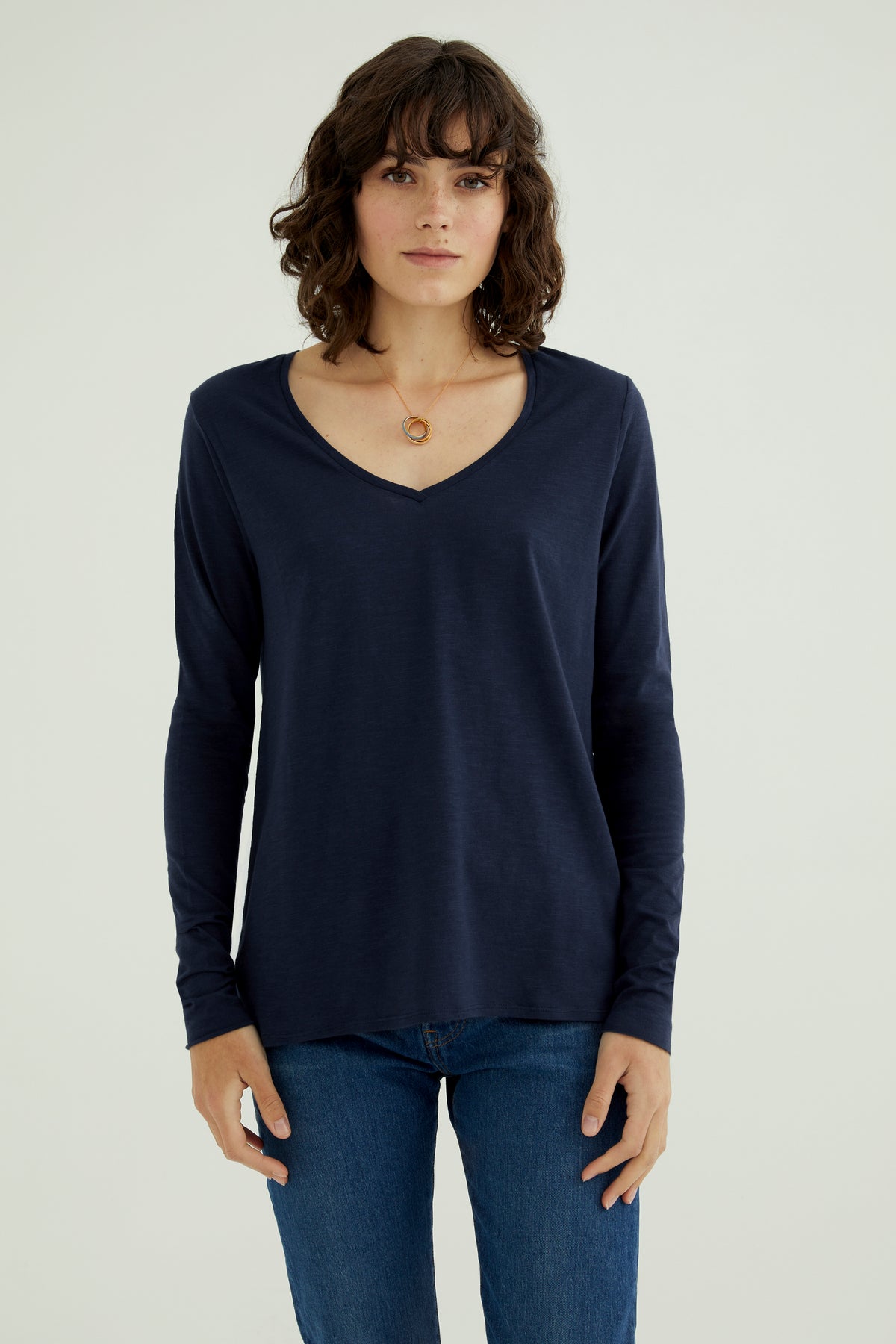 Esterella Damen T-Shirt mit V-Ausschnitt und langen Ärmeln Dunkelblau