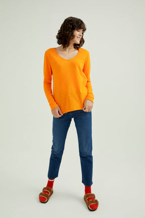 Esterella Frauen T-Shirt mit V-Ausschnitt und langen Ärmeln Flamme Orange