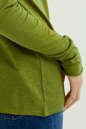 Esterella Frauen T-Shirt mit V-Ausschnitt und langen Ärmeln Guacamole