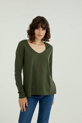 Esterella Frauen T-Shirt mit V-Ausschnitt und langen Ärmeln Rifle Green